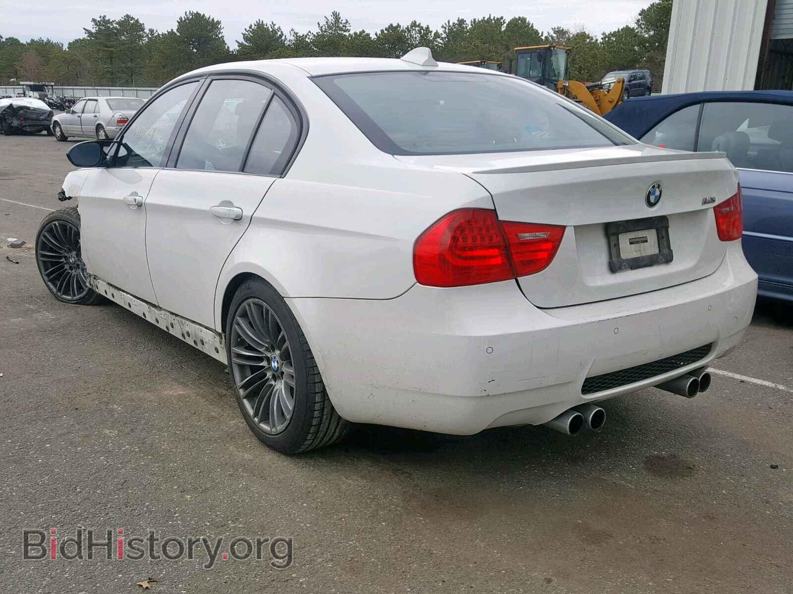 2010 BMW M3 - VIN: WBSPM9C55AE202229 - Фото 3