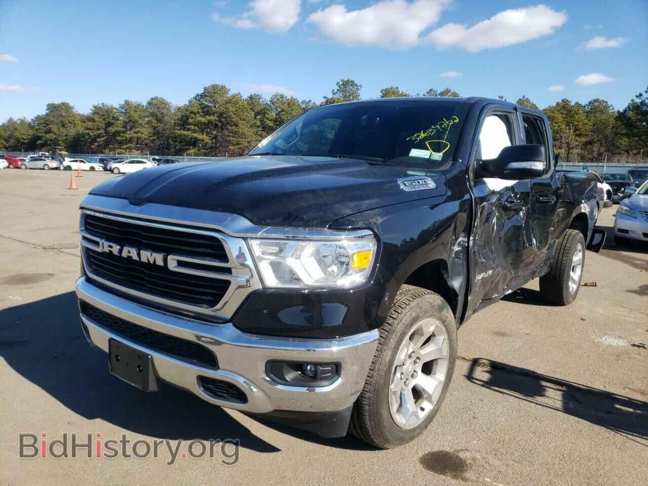 2021 RAM 1500 - VIN: 1C6SRFBT7MN687745 - Фото 2