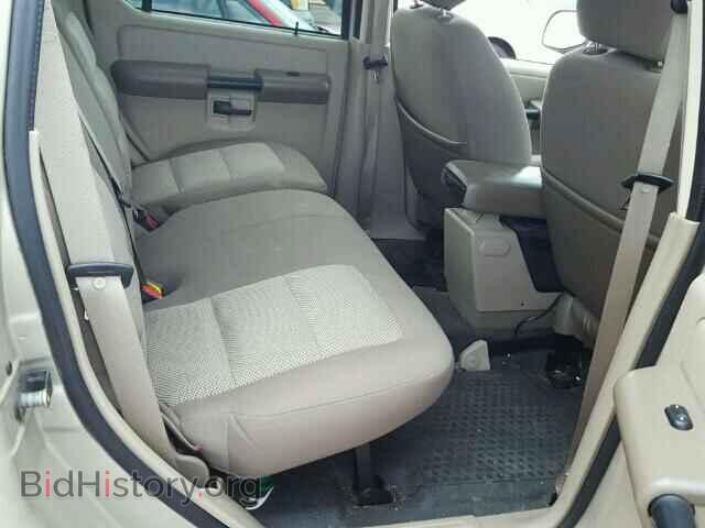2005 FORD EXPLORER - VIN: 1FMZU67K35UB40061 - Photo 6