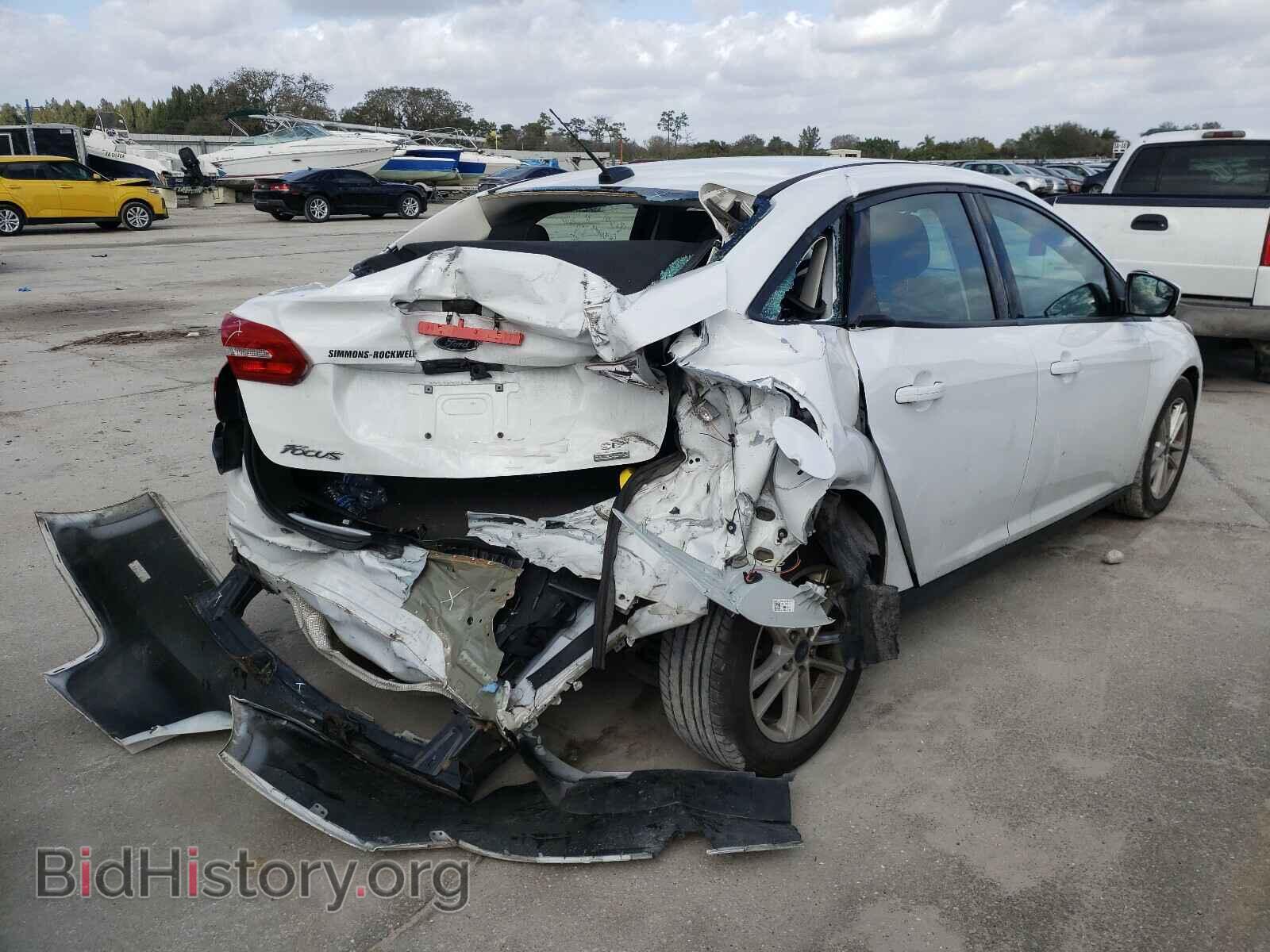 2018 FORD FOCUS - VIN: 1FADP3FE1JL306857 - Фото 4