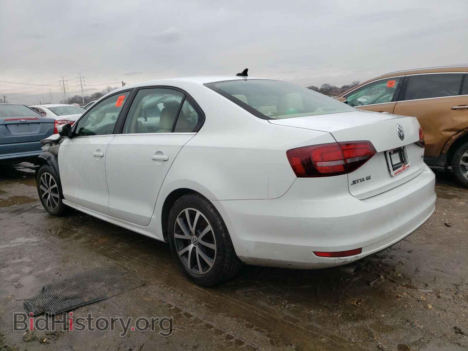 2017 VOLKSWAGEN JETTA - VIN: 3VWDB7AJ0HM373928 - Фото 3