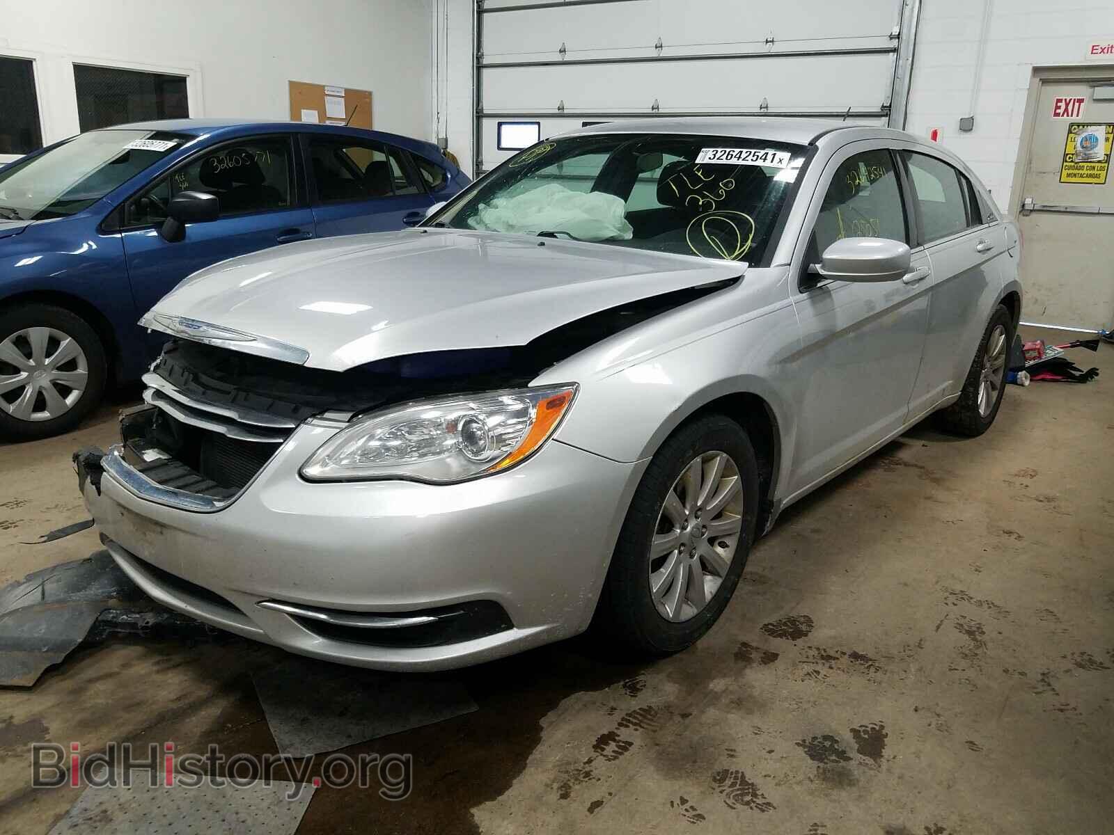 2012 CHRYSLER 200 - VIN: 1C3CCBBB5CN161079 - Фото 2