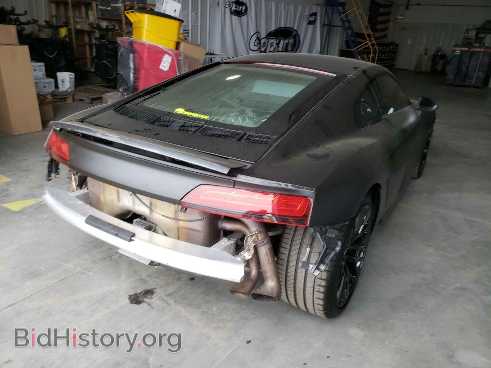 2018 AUDI R8 - VIN: WUABAAFX7J7901877 - Фото 4