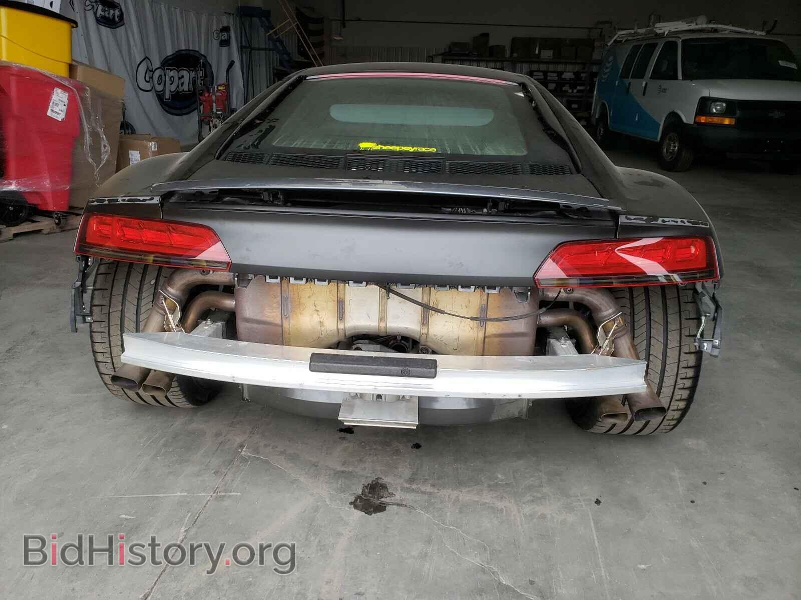 2018 AUDI R8 - VIN: WUABAAFX7J7901877 - Фото 9