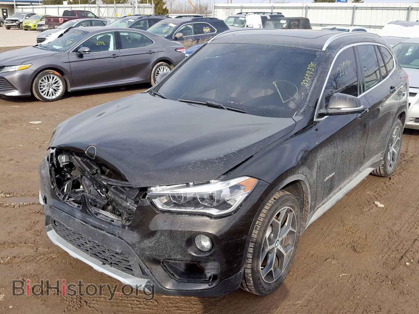 2017 BMW X1 - VIN: WBXHT3C38H5F73170 - Фото 2
