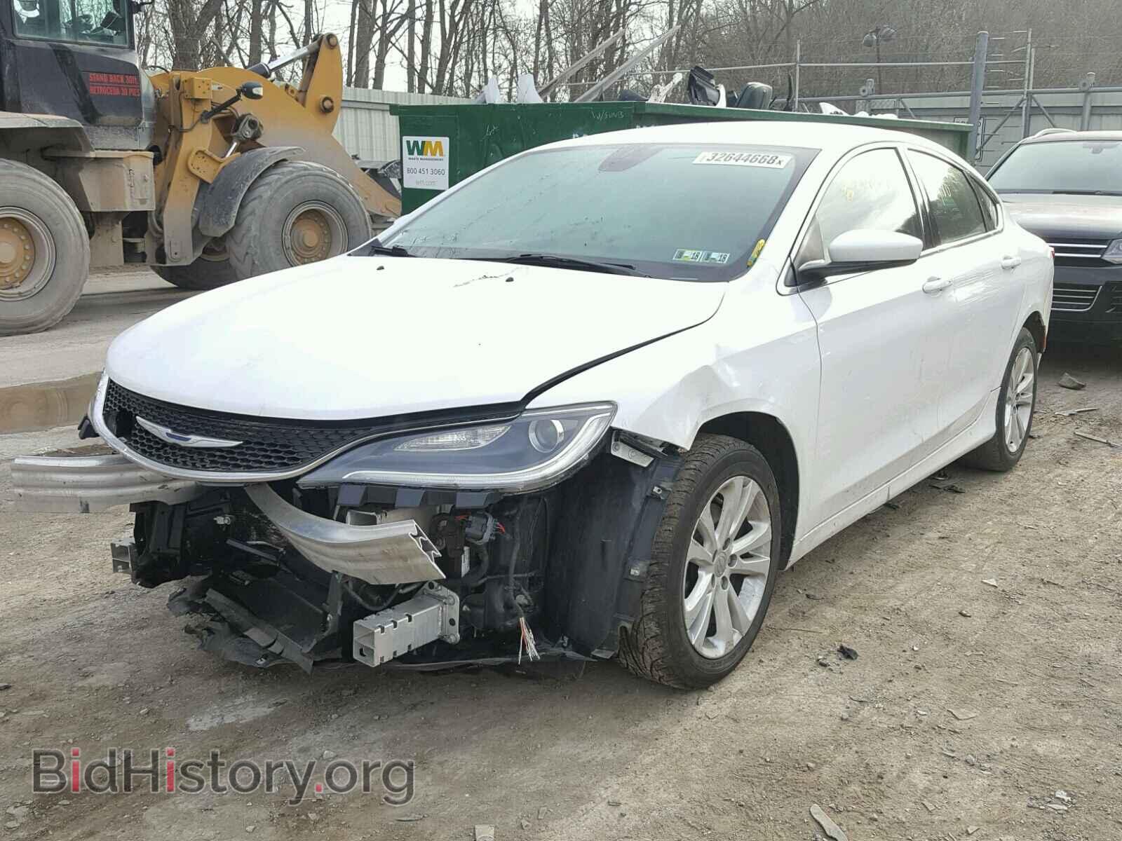 2015 CHRYSLER 200 - VIN: 1C3CCCAB0FN724213 - Фото 2