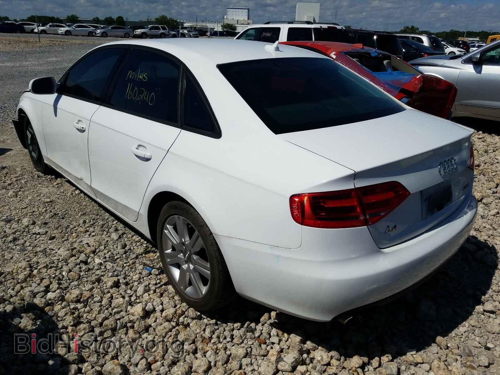 2011 AUDI A4 - VIN: WAUAFAFL2BN053425 - Фото 3