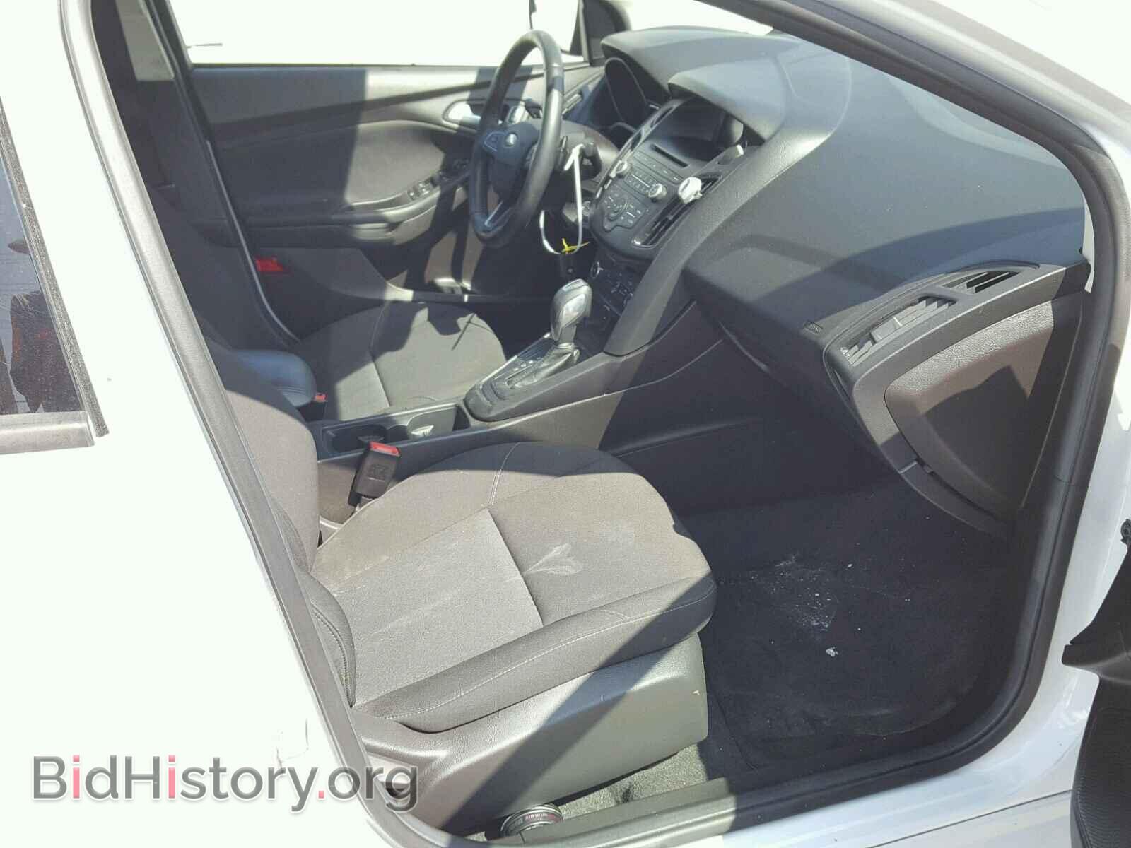 2016 FORD FOCUS - VIN: 1FADP3F24GL383916 - Photo 5