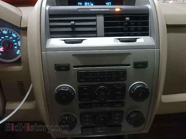 2011 FORD ESCAPE - VIN: 1FMCU0D76BKA07207 - Фото 9