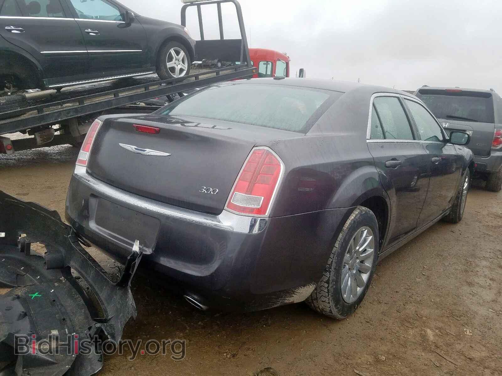2013 CHRYSLER 300 - VIN: 2C3CCAAG9DH588959 - Фото 4