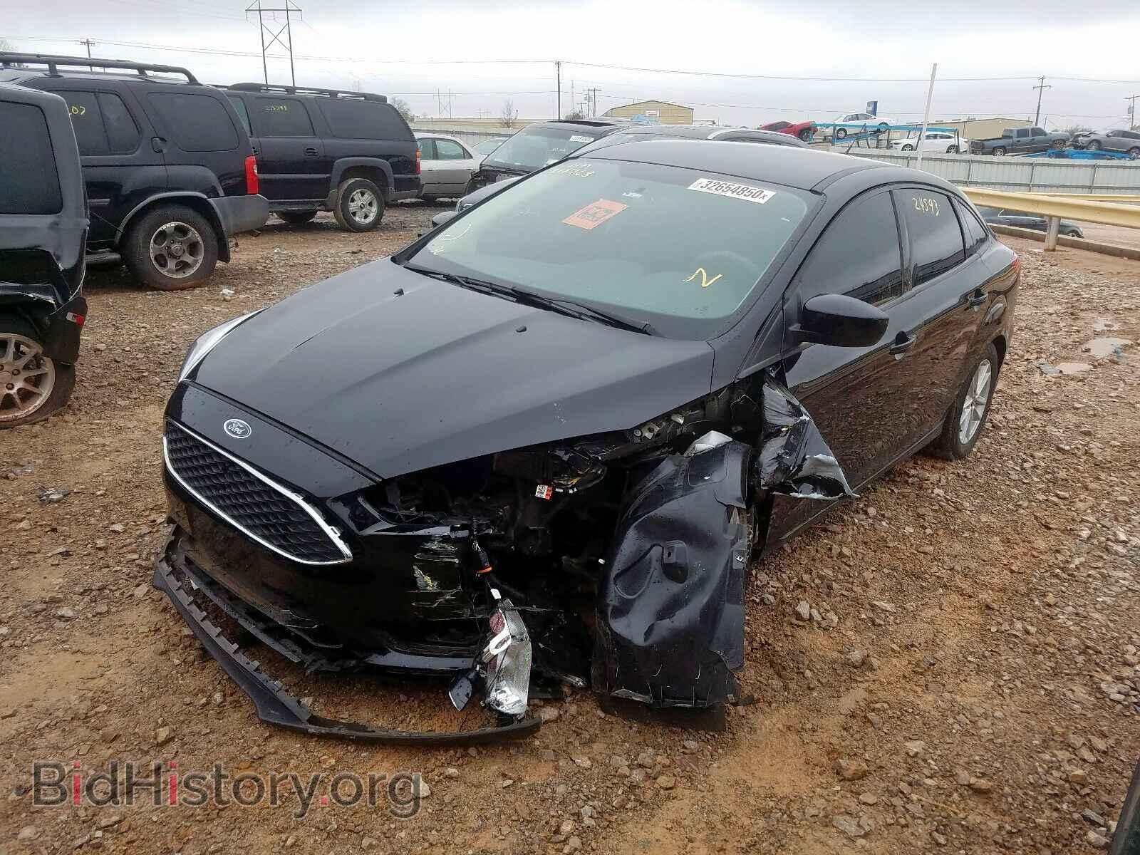 2018 FORD FOCUS - VIN: 1FADP3FE3JL212768 - Фото 2