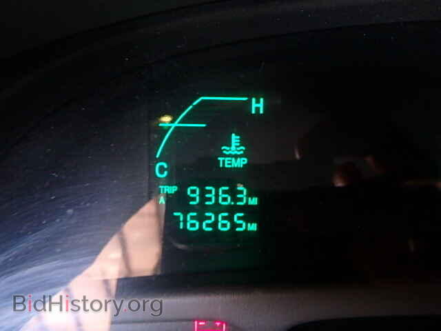 2000 CADILLAC DEVILLE - VIN: 1G6KD54Y4YU236667 - Photo 8