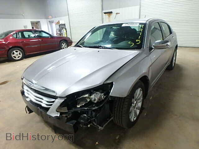 2013 CHRYSLER 200 - VIN: 1C3CCBCG9DN520610 - Фото 2