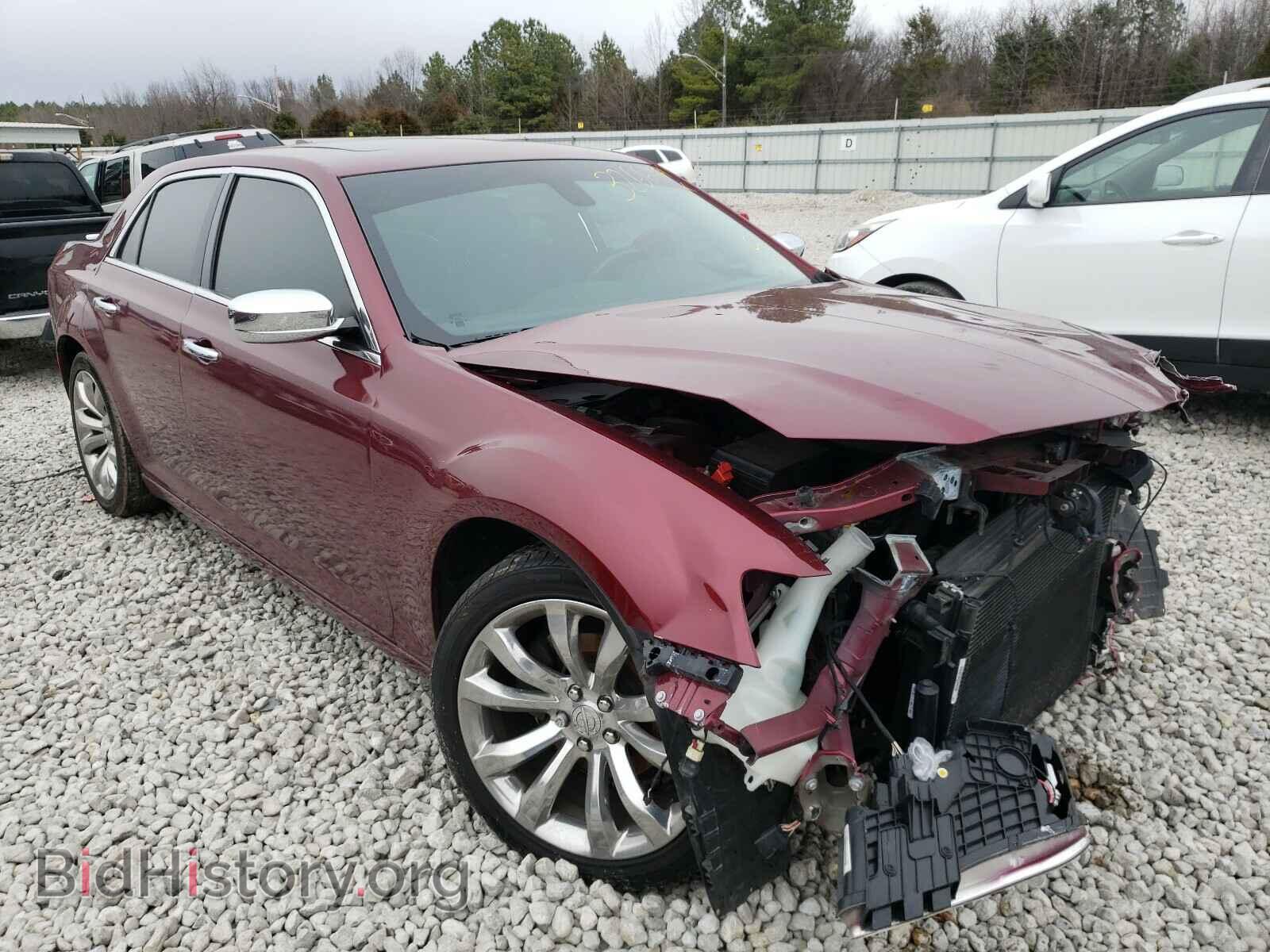 Фотография 2C3CCAEG2JH207989 - CHRYSLER 300 2018