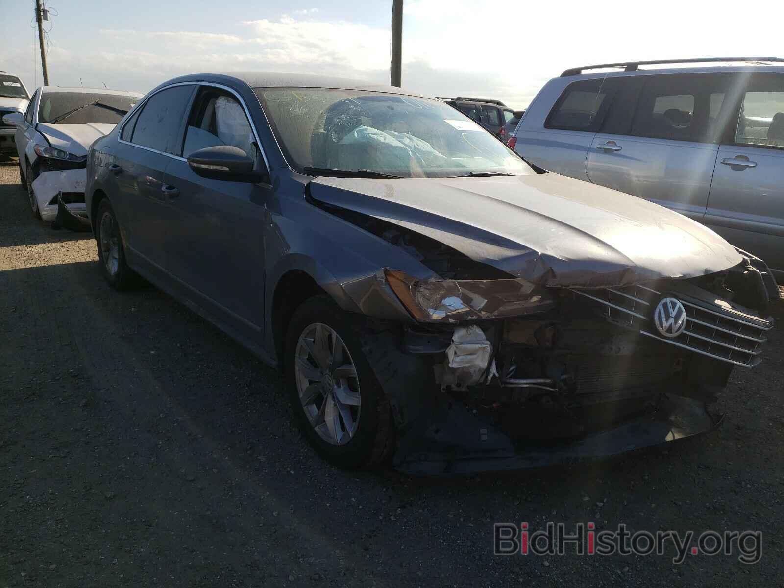 Photo 1VWAT7A30HC018549 - VOLKSWAGEN PASSAT 2017