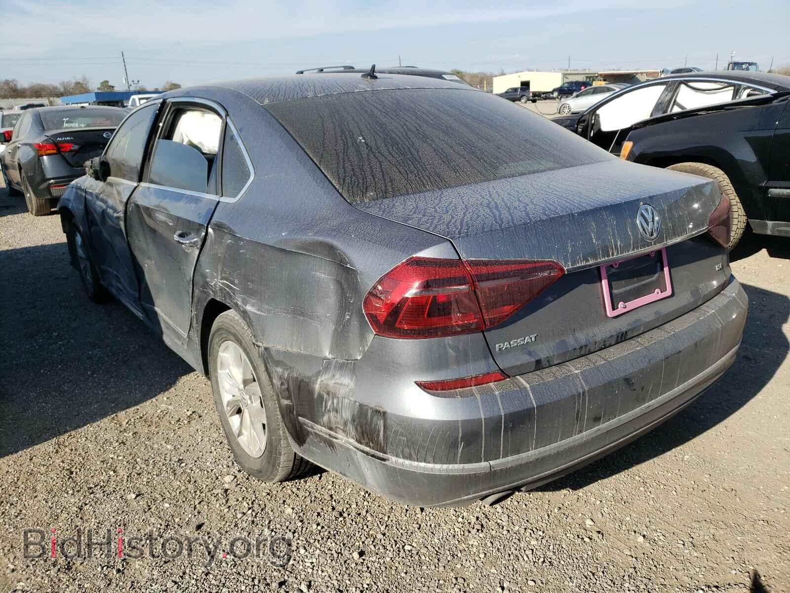 2017 VOLKSWAGEN PASSAT - VIN: 1VWAT7A30HC018549 - Фото 3