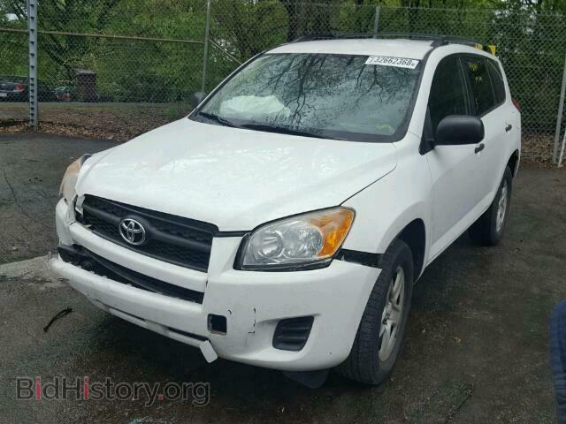 2011 TOYOTA RAV4 - VIN: 2T3KF4DV8BW099833 - Фото 2