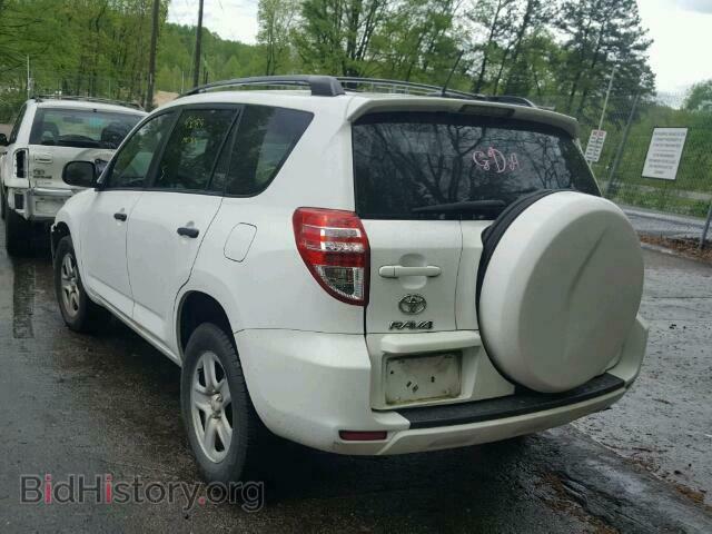 2011 TOYOTA RAV4 - VIN: 2T3KF4DV8BW099833 - Фото 3