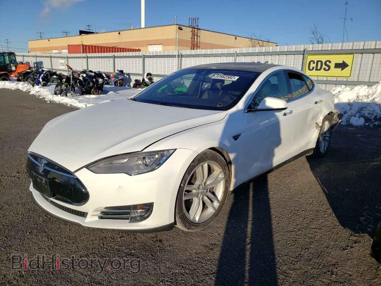 2015 TESLA MODEL S - VIN: 5YJSA1E21FF119031 - Фото 2