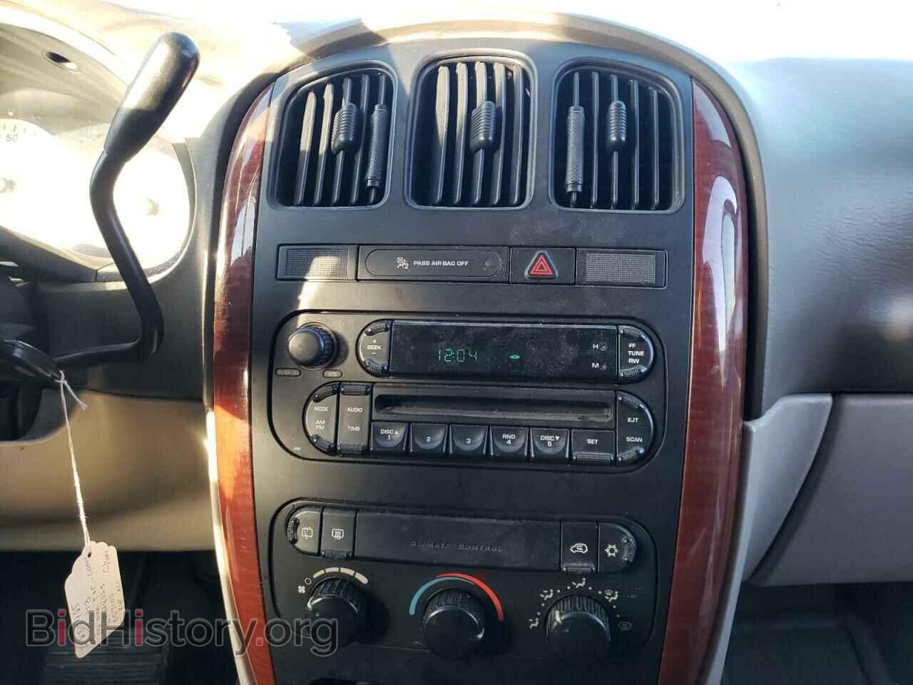 2006 CHRYSLER MINIVAN - VIN: 1A4GP45R26B557105 - Фото 9