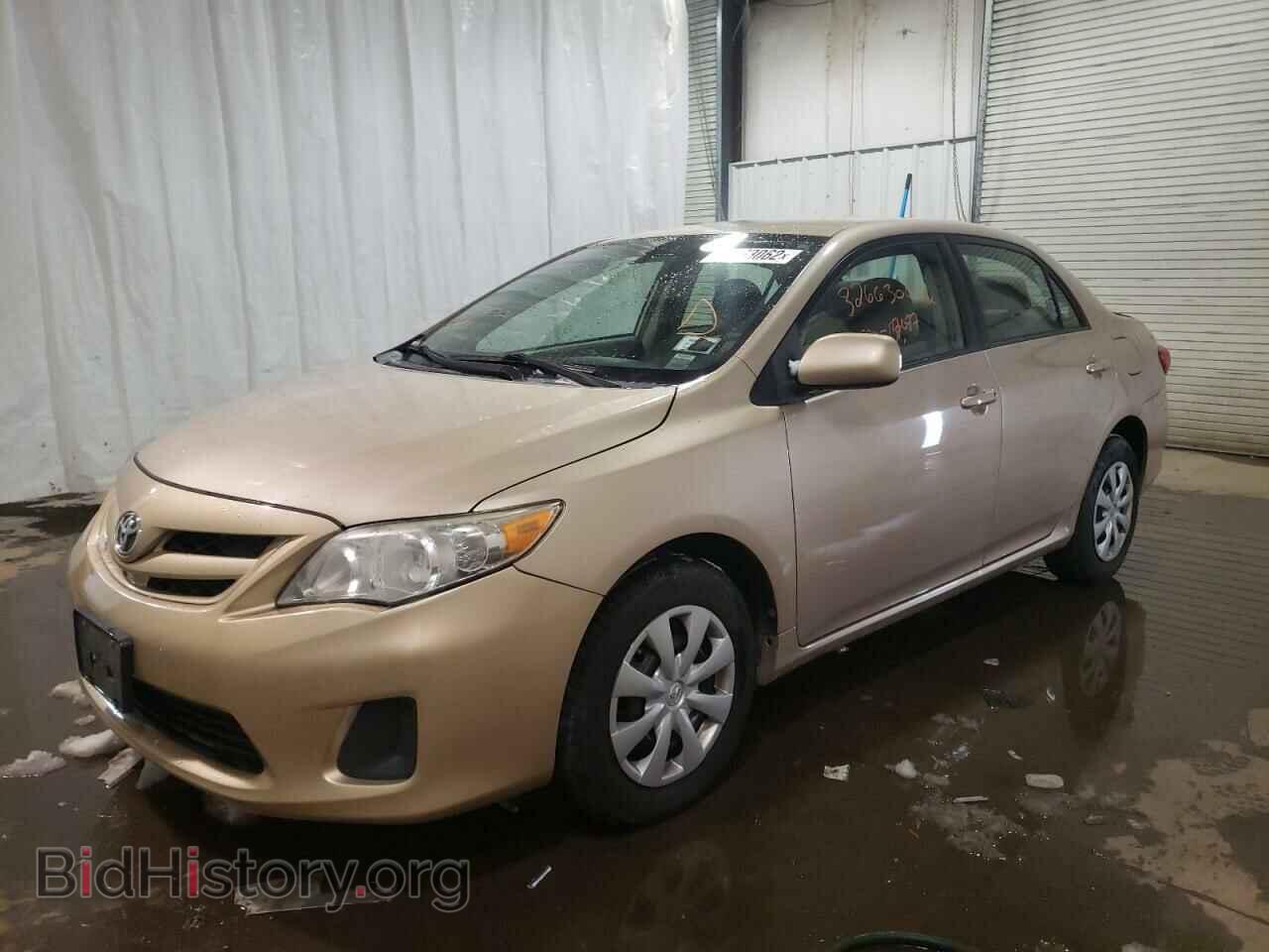 2011 TOYOTA COROLLA - VIN: 2T1BU4EE2BC751473 - Фото 2