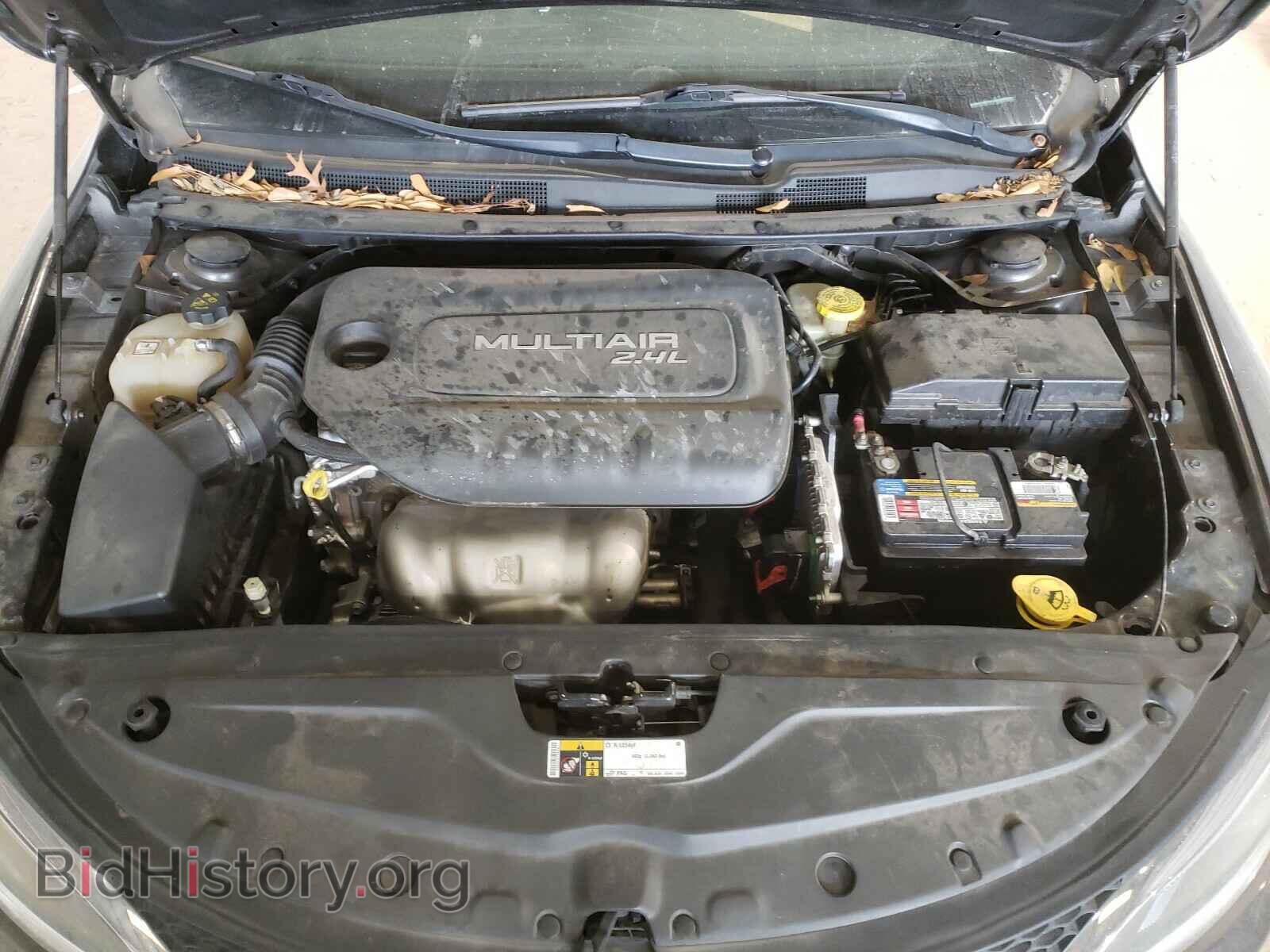 2016 CHRYSLER 200 - VIN: 1C3CCCAB2GN151221 - Photo 7