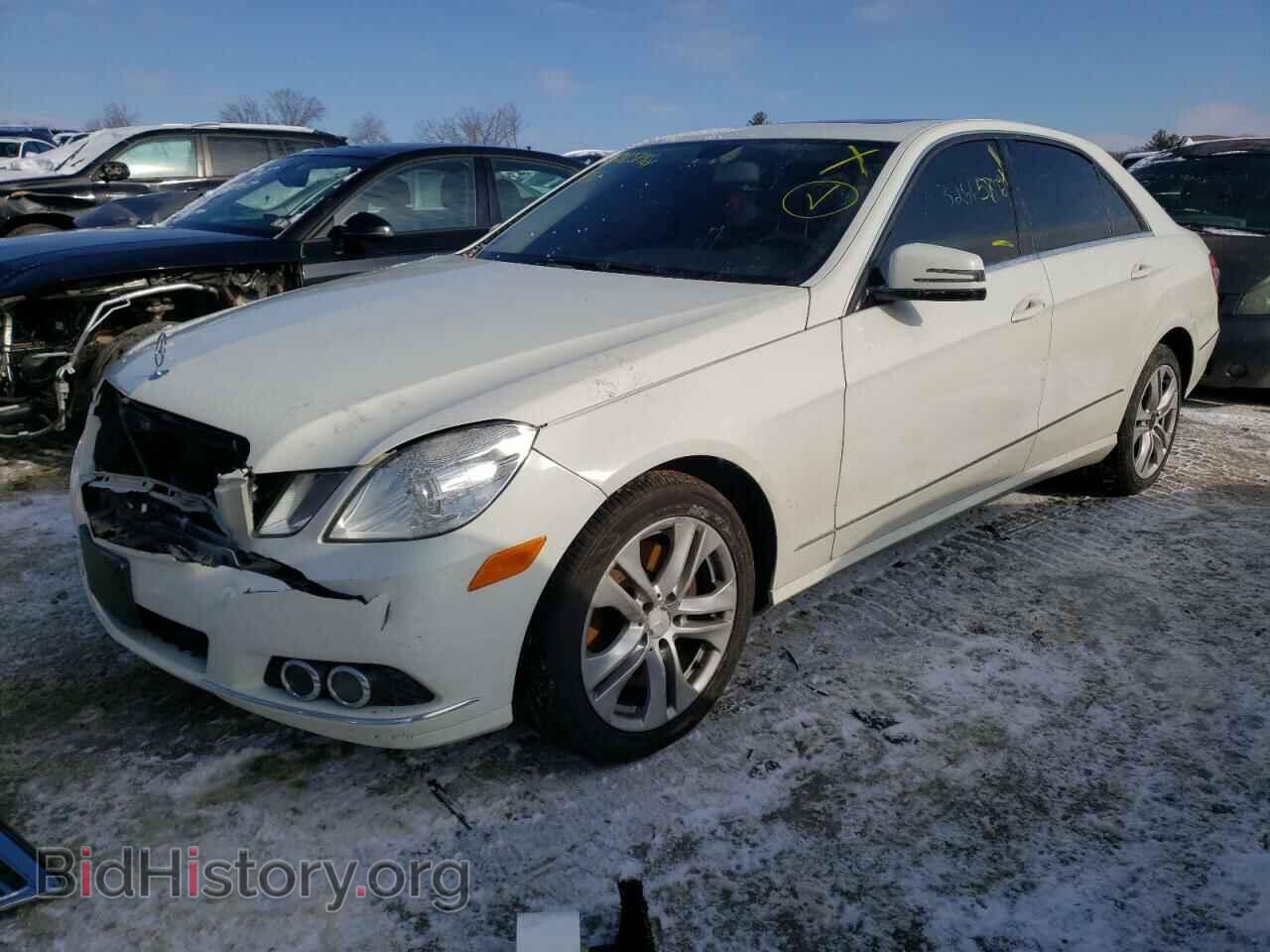 2011 MERCEDES-BENZ E-CLASS - VIN: WDDHF8HB1BA372911 - Фото 2