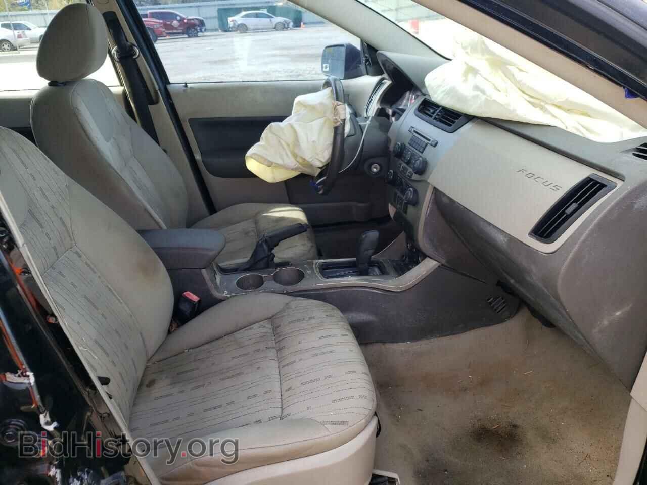 2008 FORD FOCUS - VIN: 1FAHP35N98W157500 - Photo 5