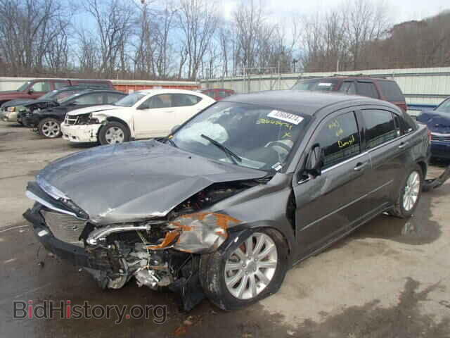 2013 CHRYSLER 200 - VIN: 1C3CCBBB6DN714579 - Фото 2