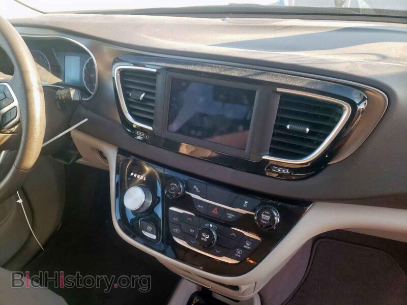 2018 Chrysler PACIFICA (VIN 2C4RC1AG3JR122391) — фото 9 из 10