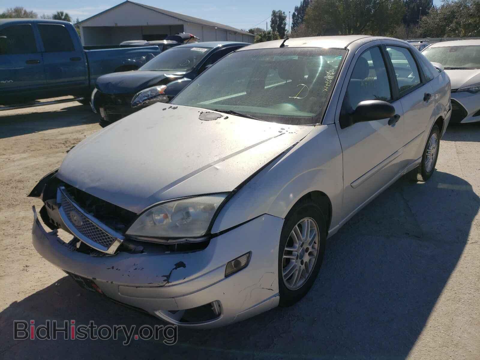 2006 FORD FOCUS - VIN: 1FAFP34N96W221220 - Фото 2