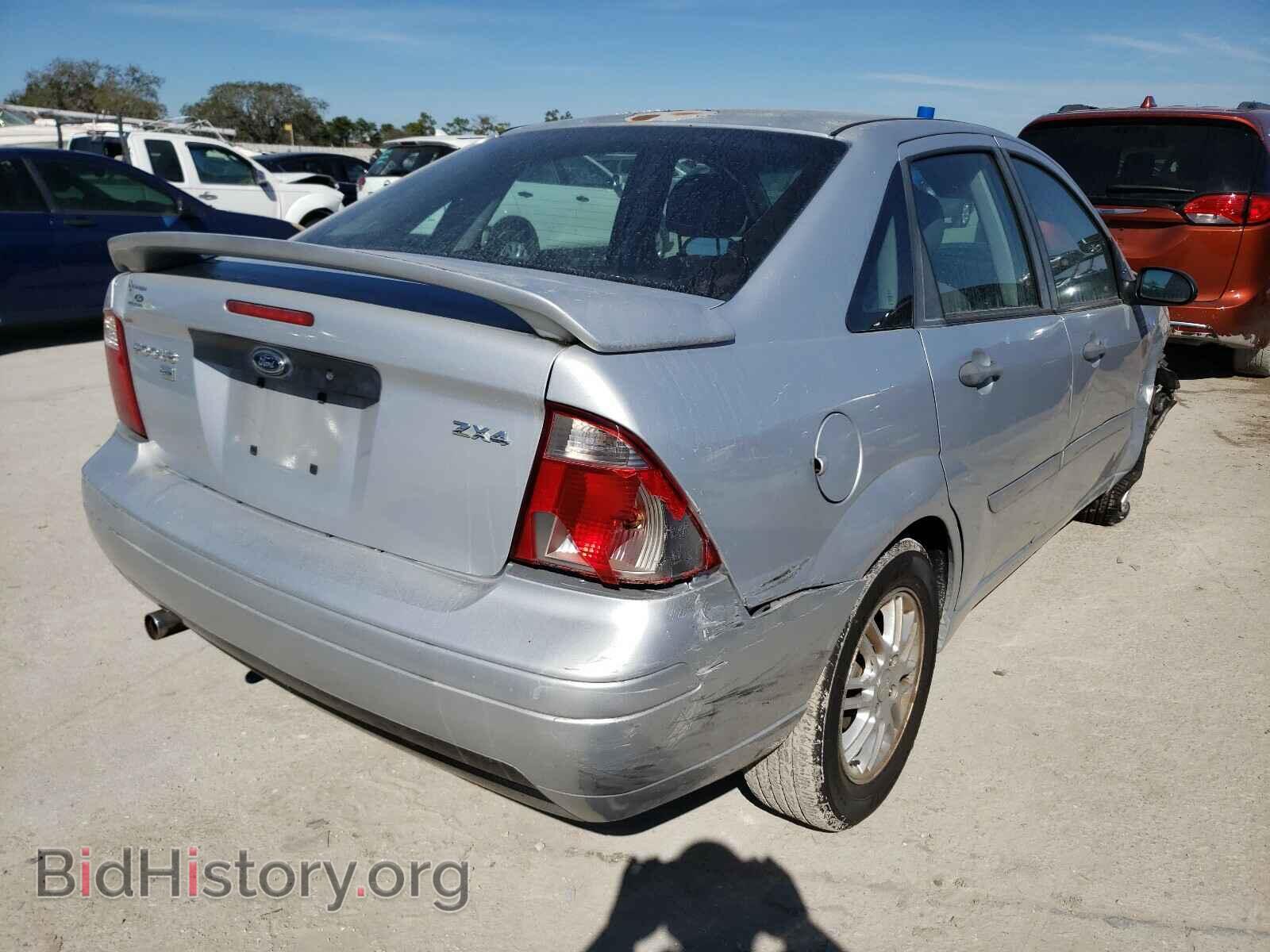 2006 FORD FOCUS - VIN: 1FAFP34N96W221220 - Фото 4