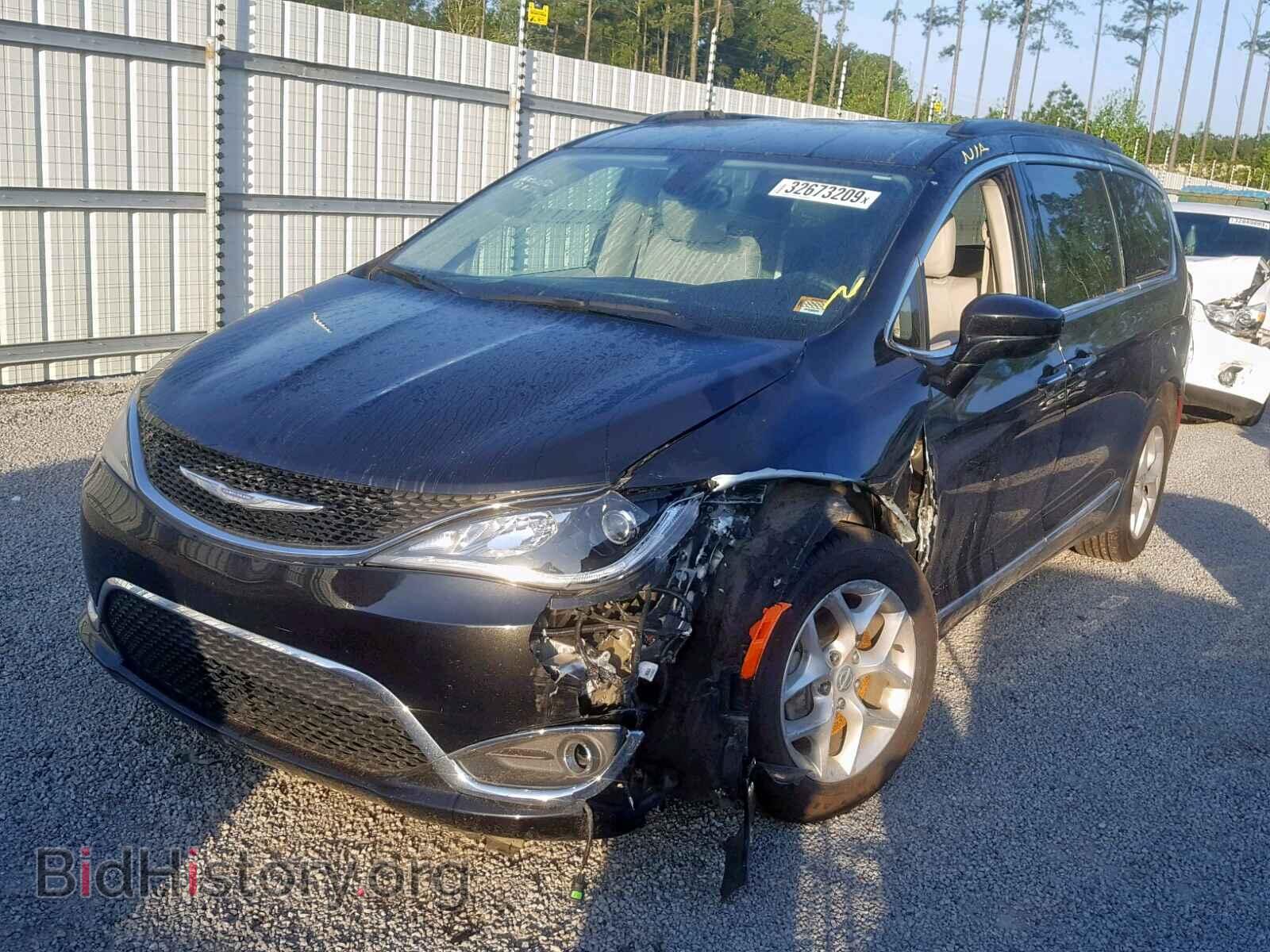2017 CHRYSLER PACIFICA T - VIN: 2C4RC1BG5HR542100 - Photo 2