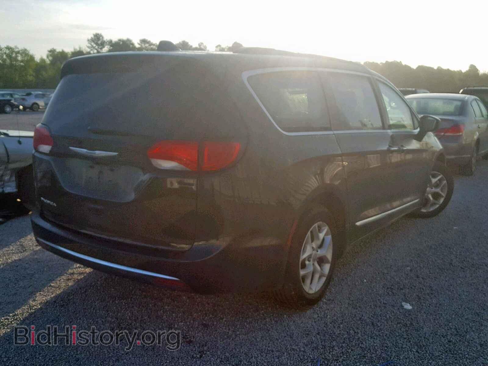 2017 CHRYSLER PACIFICA T - VIN: 2C4RC1BG5HR542100 - Photo 4