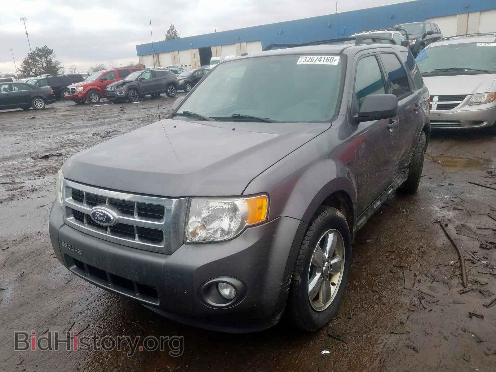 2011 FORD ESCAPE - VIN: 1FMCU9D74BKA21076 - Фото 2
