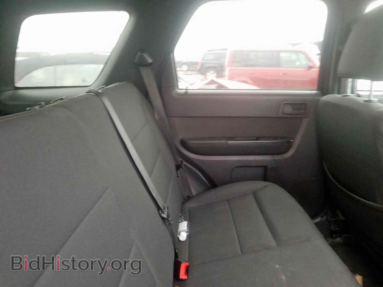 2011 FORD ESCAPE - VIN: 1FMCU9D74BKA21076 - Фото 6