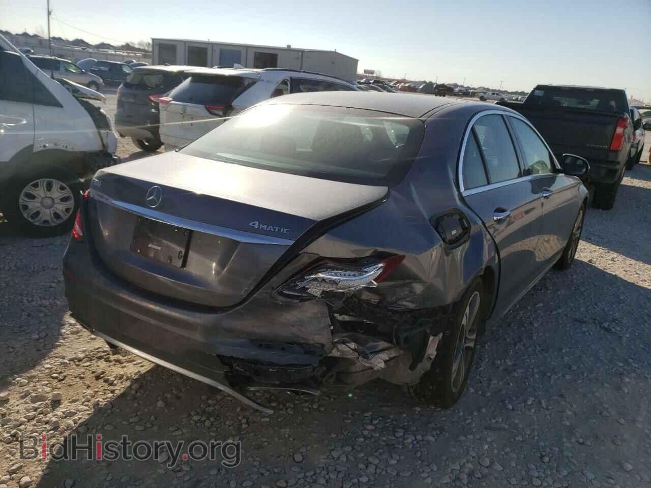 2018 MERCEDES-BENZ E-CLASS - VIN: WDDZF4KB6JA310070 - Фото 4