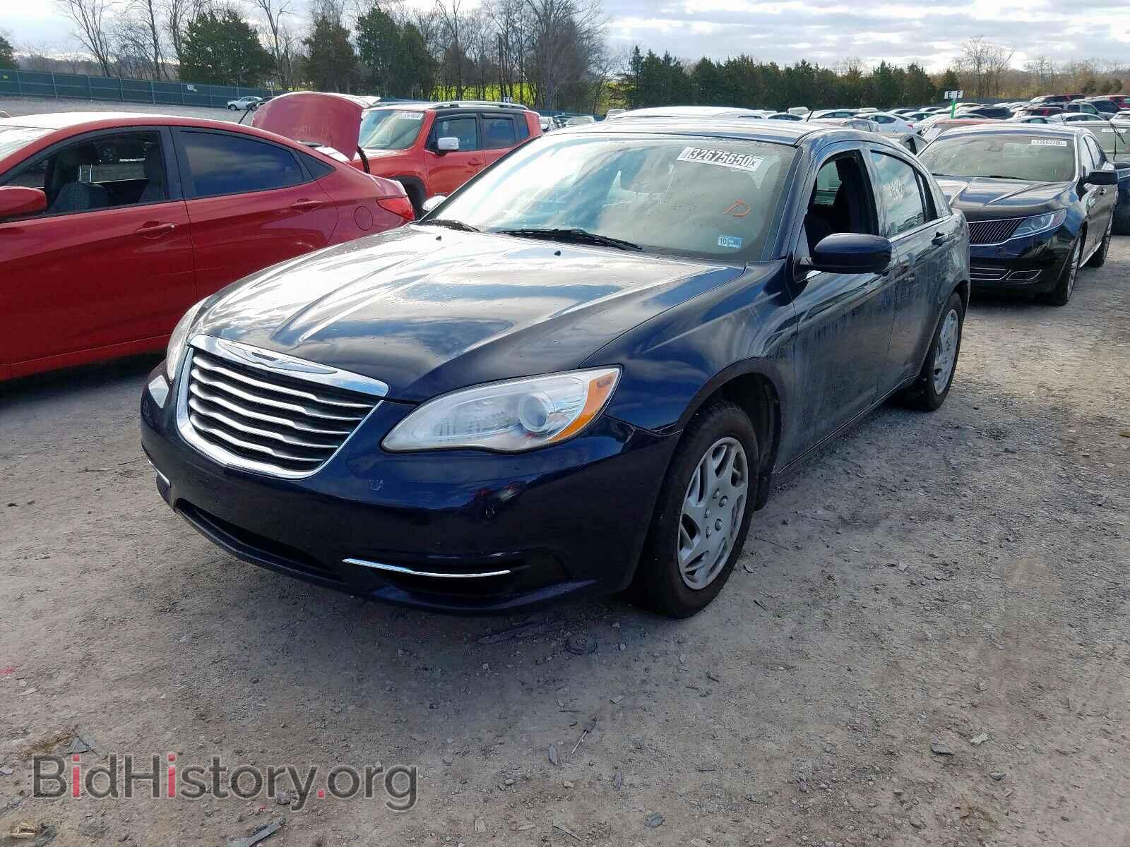 2013 CHRYSLER 200 - VIN: 1C3CCBAB4DN606463 - Фото 2