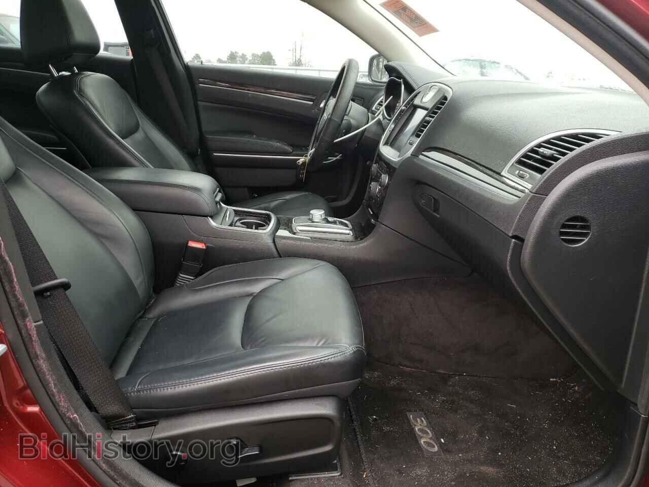2016 CHRYSLER 300 - VIN: 2C3CCAAG5GH298562 - Фото 5
