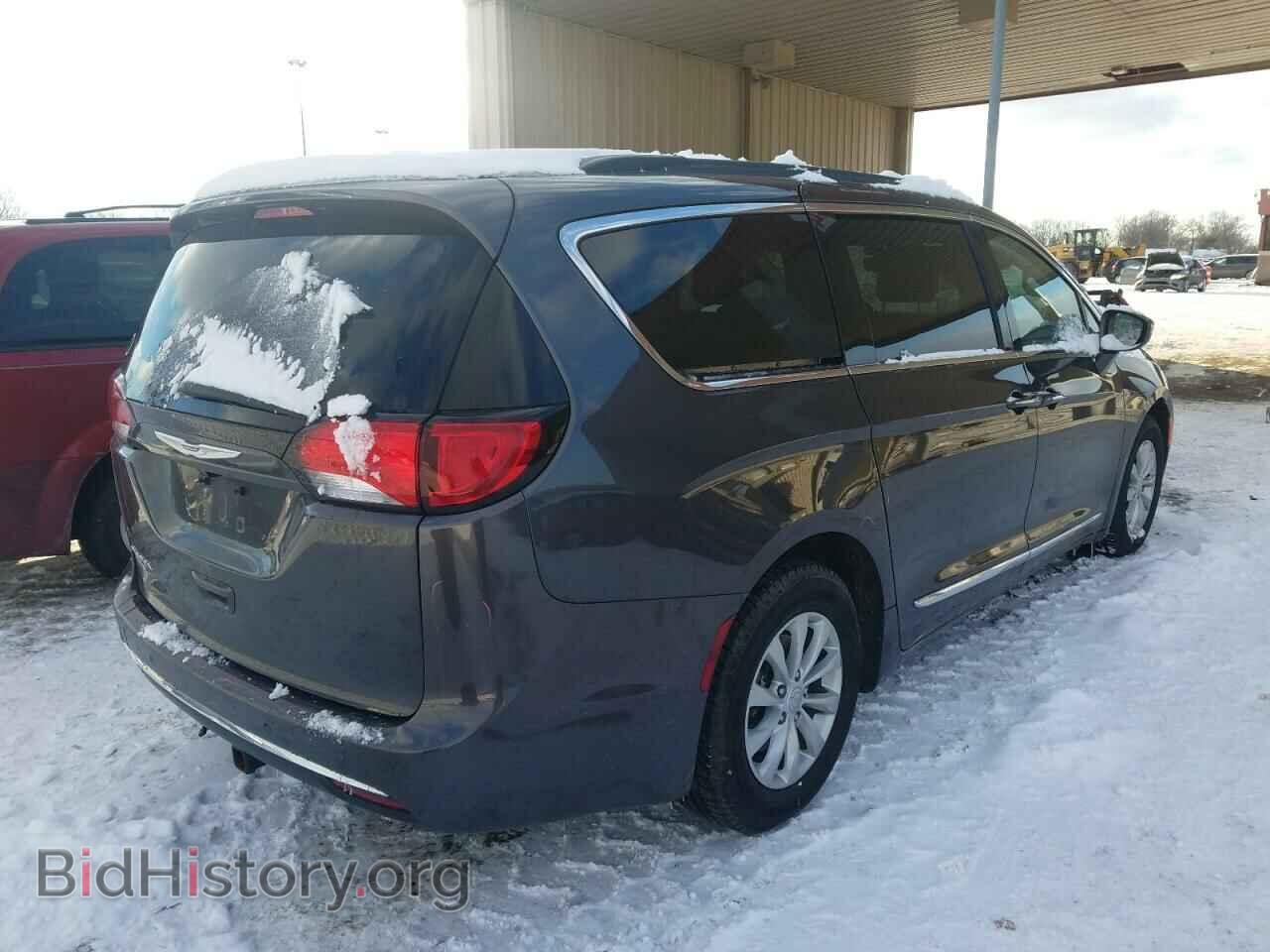 2017 CHRYSLER PACIFICA - VIN: 2C4RC1BG5HR527600 - Фото 4