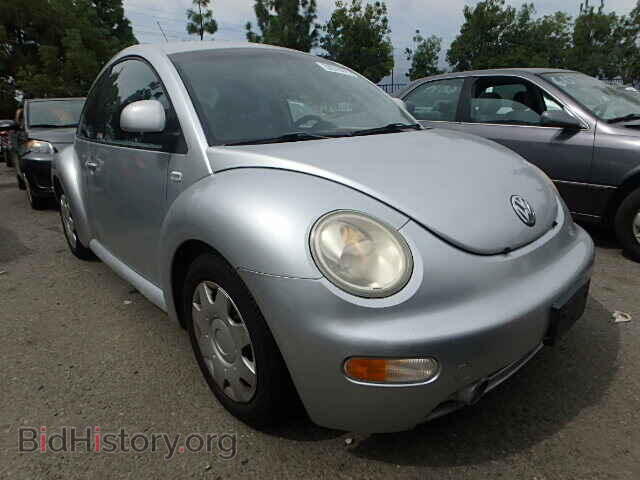 Photo 3VWCC21C4YM427924 - VOLKSWAGEN BEETLE 2000