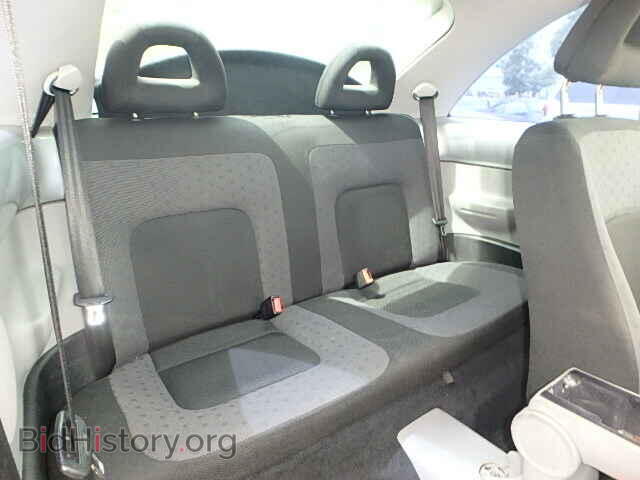 2000 VOLKSWAGEN BEETLE - VIN: 3VWCC21C4YM427924 - Фото 6