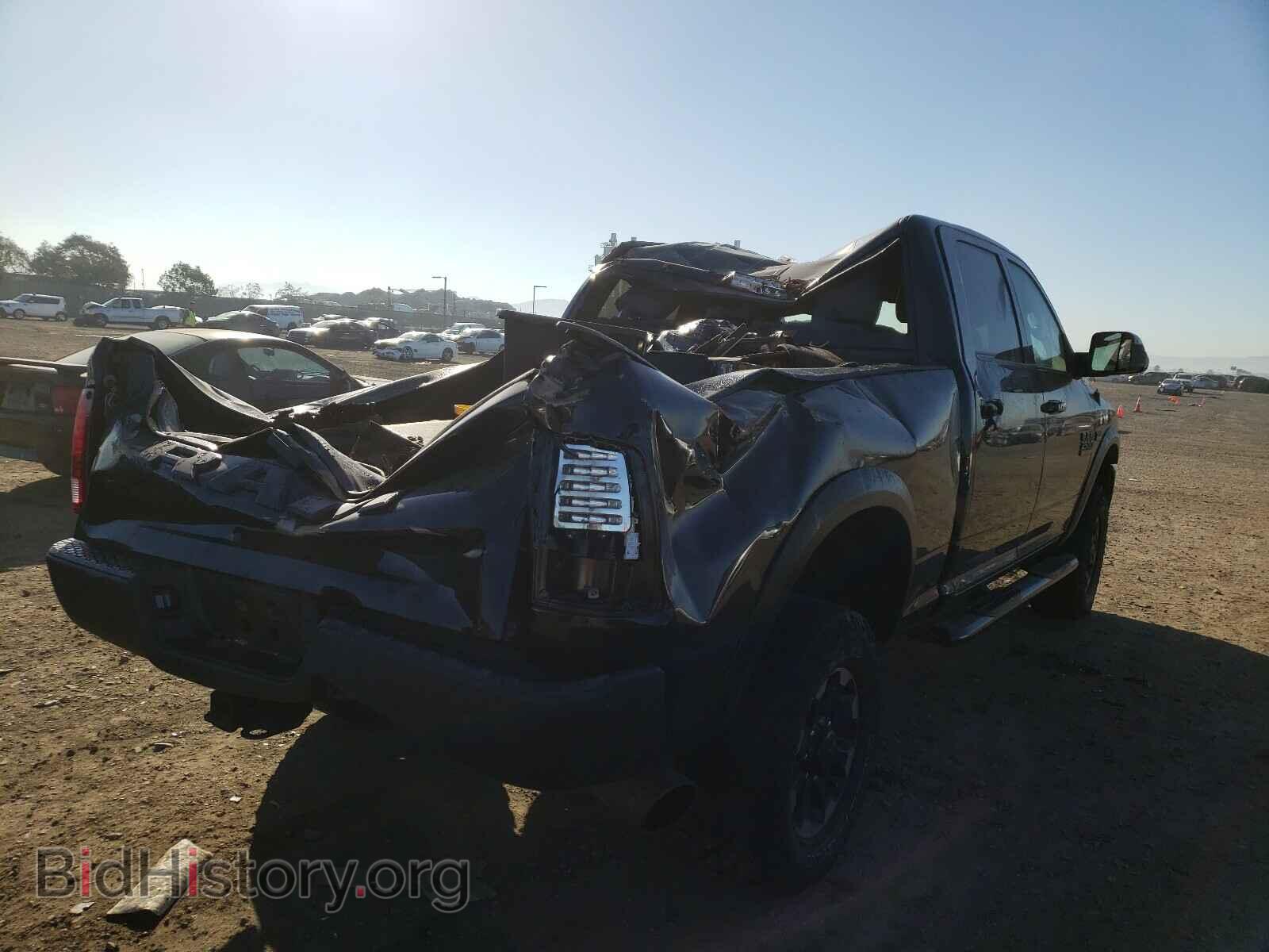2018 RAM 2500 - VIN: 3C6TR5EJ7JG150452 - Photo 4