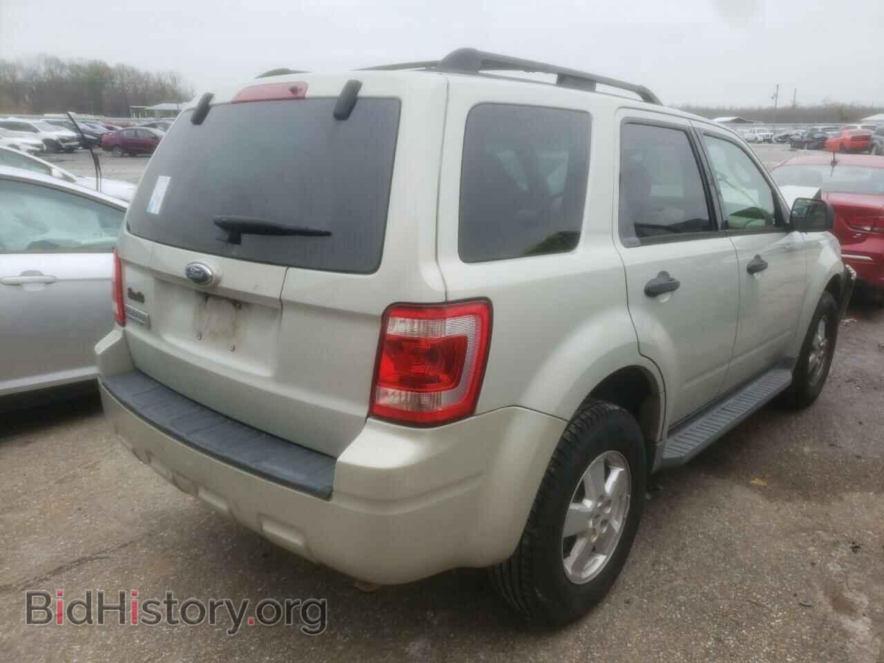 2009 FORD ESCAPE - VIN: 1FMCU03709KA02421 - Фото 4