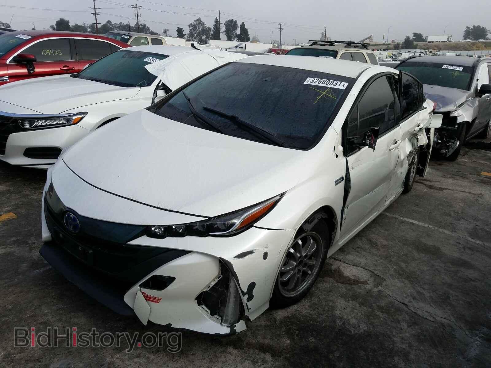 2017 TOYOTA PRIUS - VIN: JTDKARFP2H3057499 - Фото 2