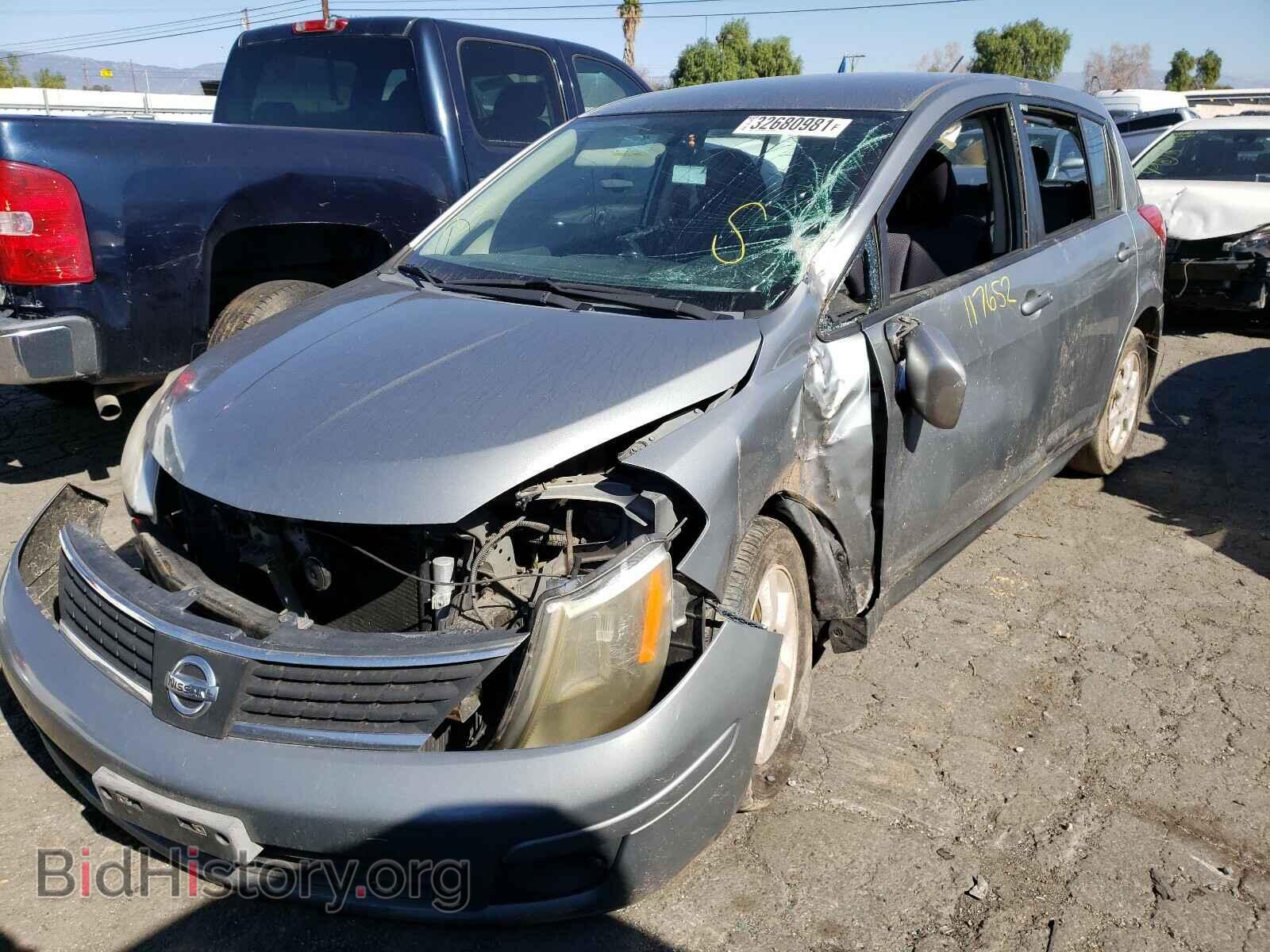 2007 NISSAN VERSA - VIN: 3N1BC13E17L422548 - Фото 2