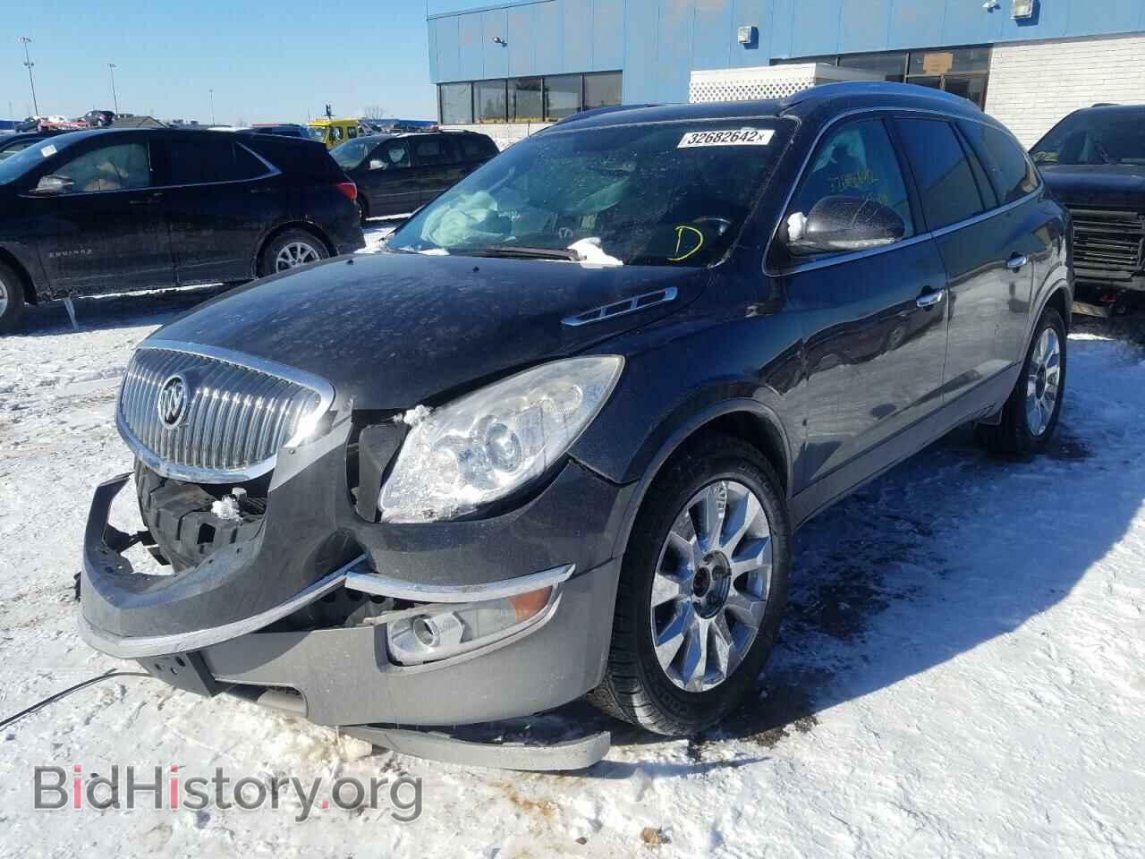 2011 BUICK ENCLAVE - VIN: 5GAKVCEDXBJ172283 - Фото 2