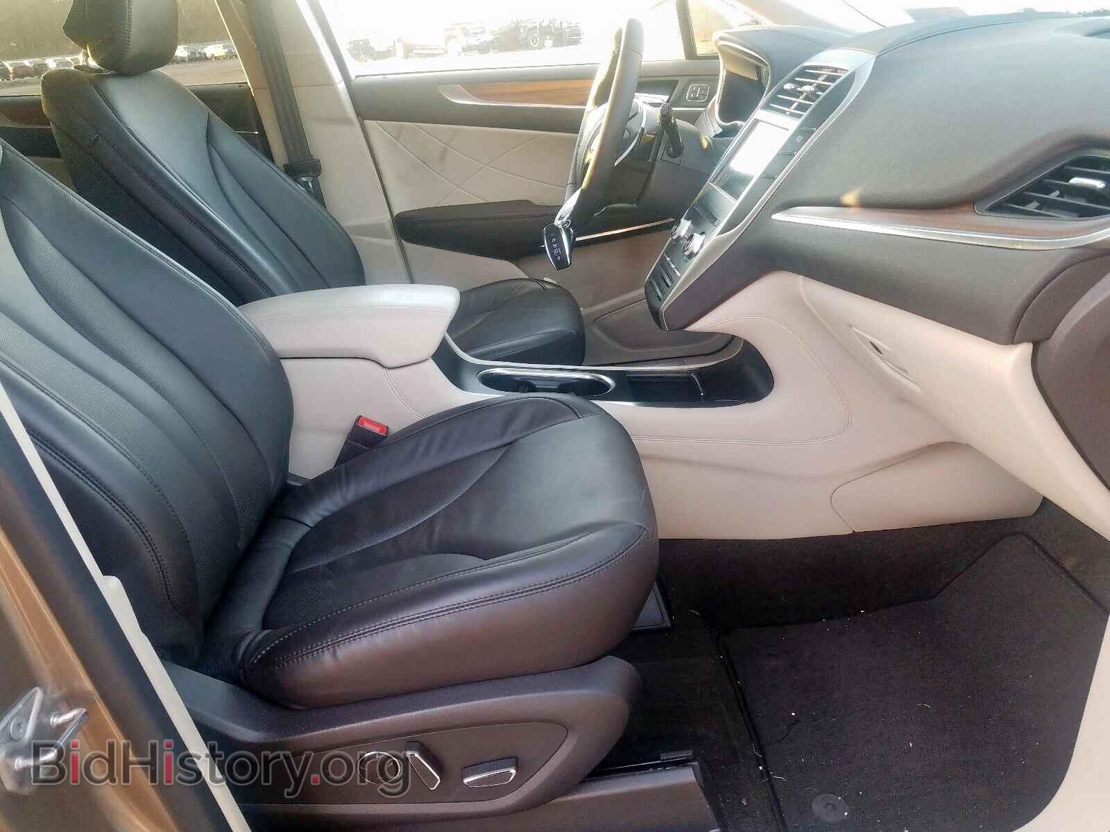2019 LINCOLN MKC - VIN: 5LMCJ2D99KUL47619 - Photo 5