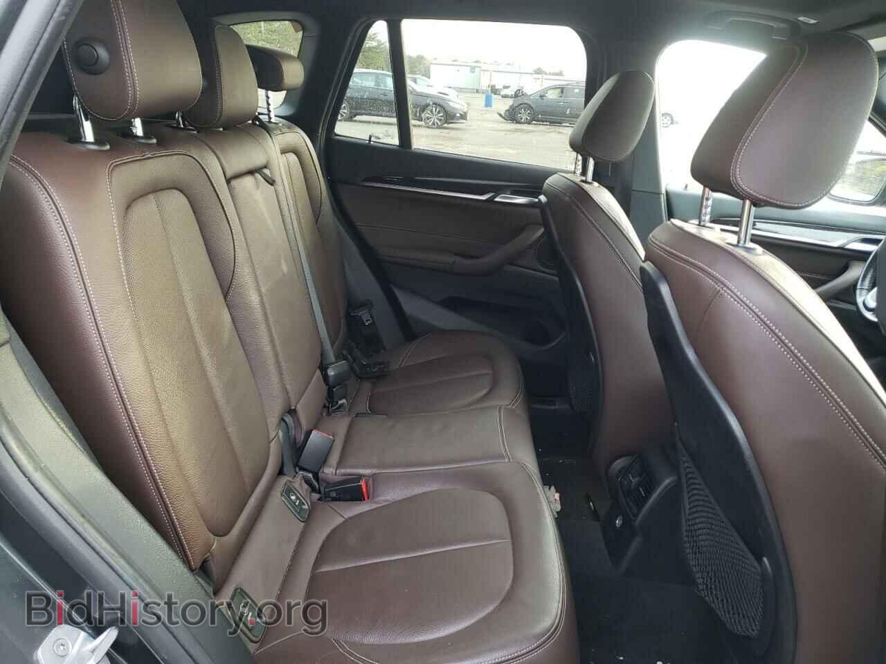 2018 BMW X1 - VIN: WBXHT3C32J5L27850 - Фото 6