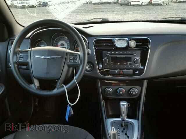 2012 CHRYSLER 200 - VIN: 1C3CCBAB0CN292437 - Фото 10
